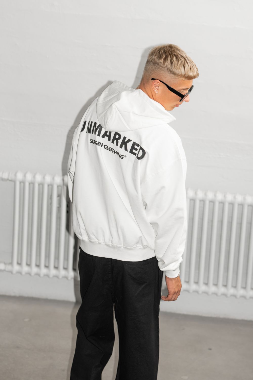 UNMARKED Zip-Hoodie Hvid | Skagen-clothing.dk